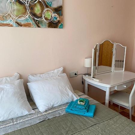 Comfortable Guest Room With Balcony Beniarjo Εξωτερικό φωτογραφία